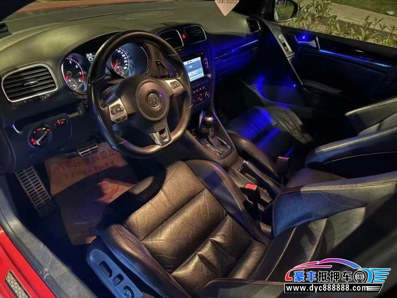 14年大众高尔夫轿车抵押车出售