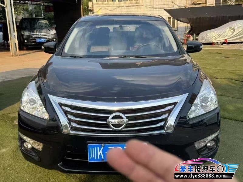 抵押车出售16年日产天籁轿车
