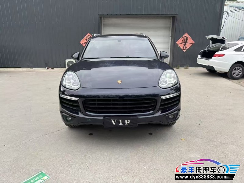 抵押车出售15年保时捷卡宴SUV