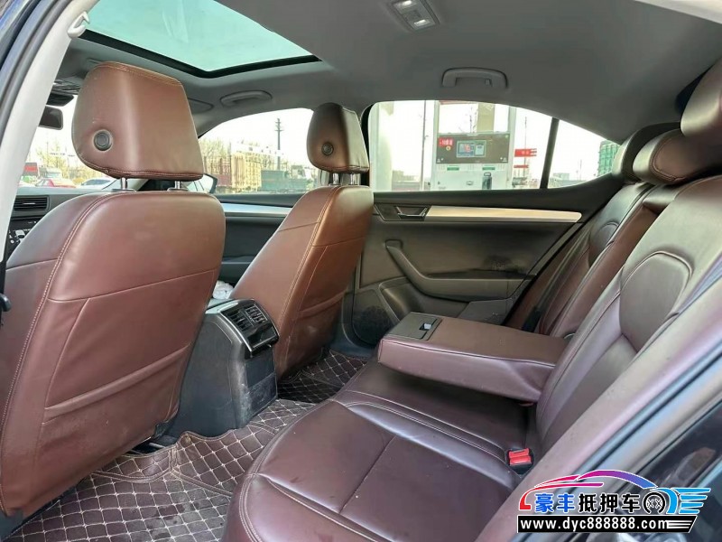 19年斯柯达速派轿车抵押车出售