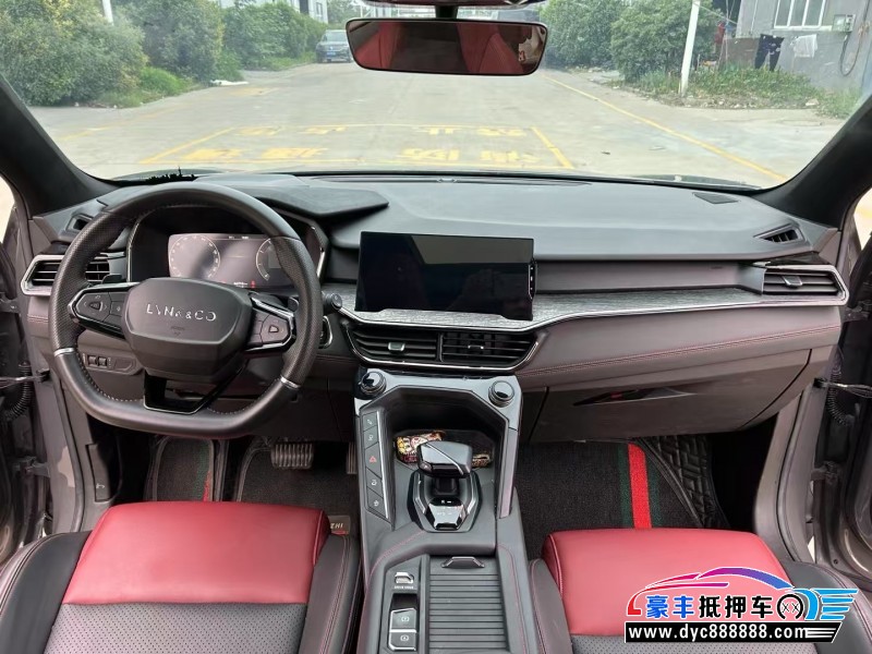 21年领克06轿车抵押车出售