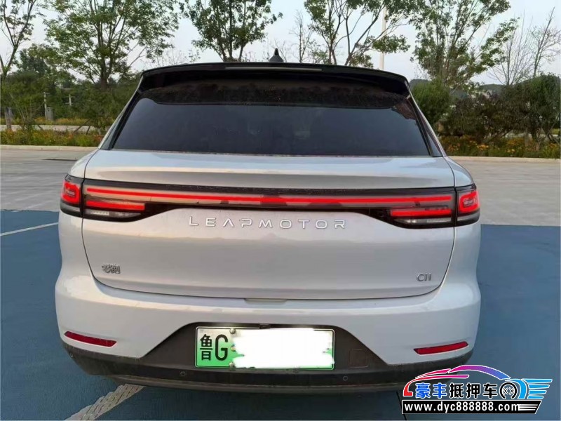 25年零跑C11SUV抵押车出售