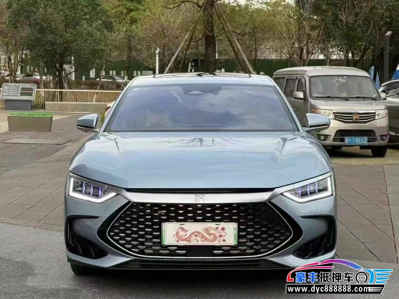 23年比亚迪汉轿车