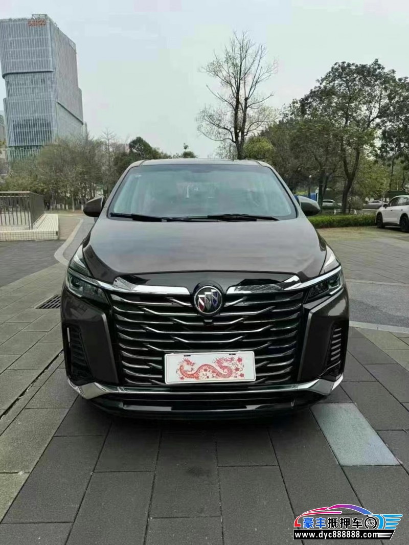 抵押车出售24年别克GL8轿车