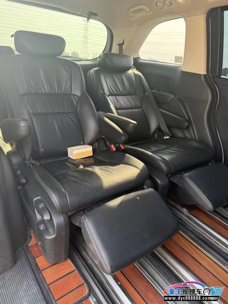 17年本田奥德赛轿车抵押车出售