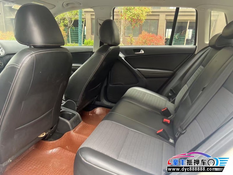 16年大众途观轿车抵押车出售