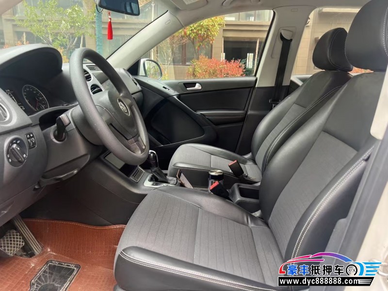 16年大众途观轿车抵押车出售