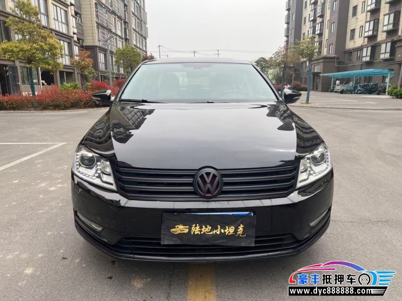 抵押车出售16年大众迈腾轿车