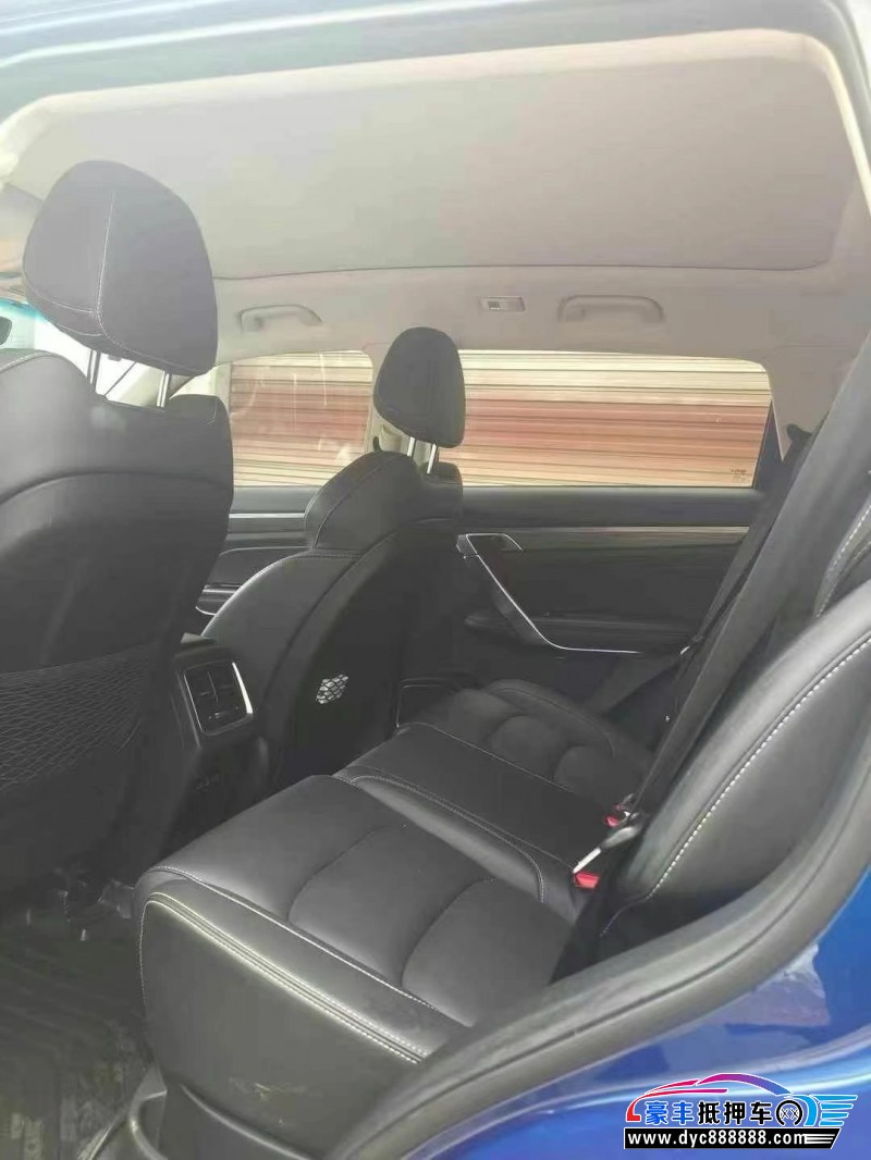 19年吉利博越轿车抵押车出售