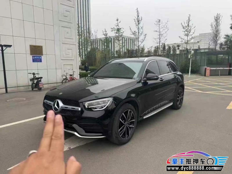 20年奔驰GLC轿车抵押车出售