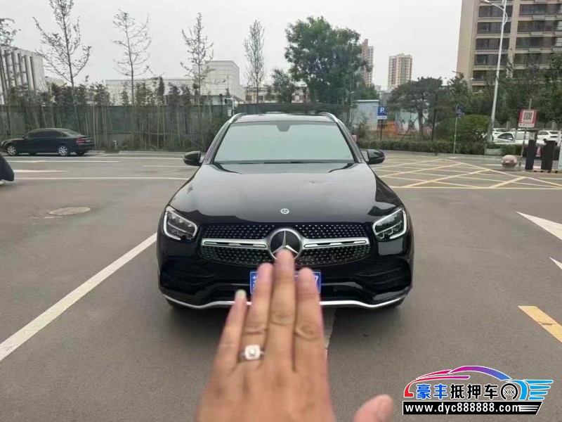 20年奔驰GLC轿车抵押车出售