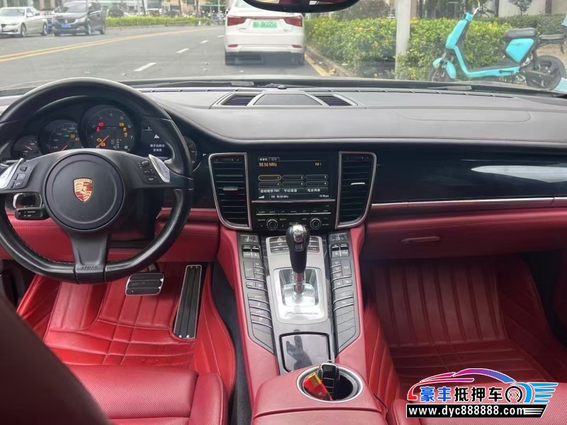 14年保时捷帕纳梅拉轿车抵押车出售