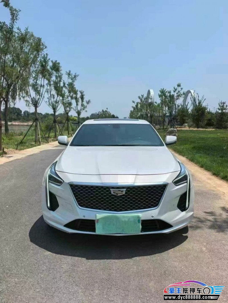 抵押车出售21年凯迪拉克CT6轿车