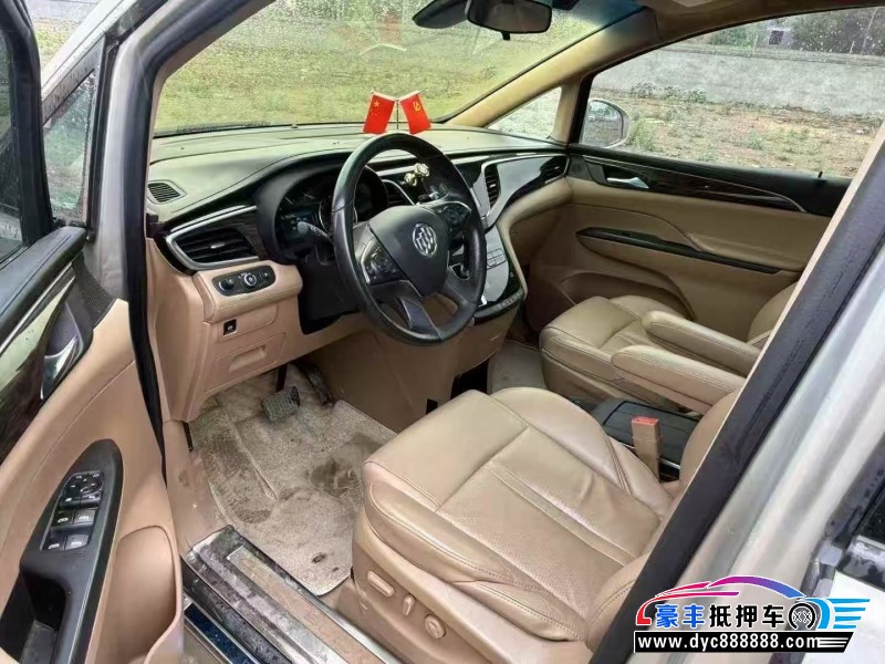 17年别克GL8MPV抵押车出售