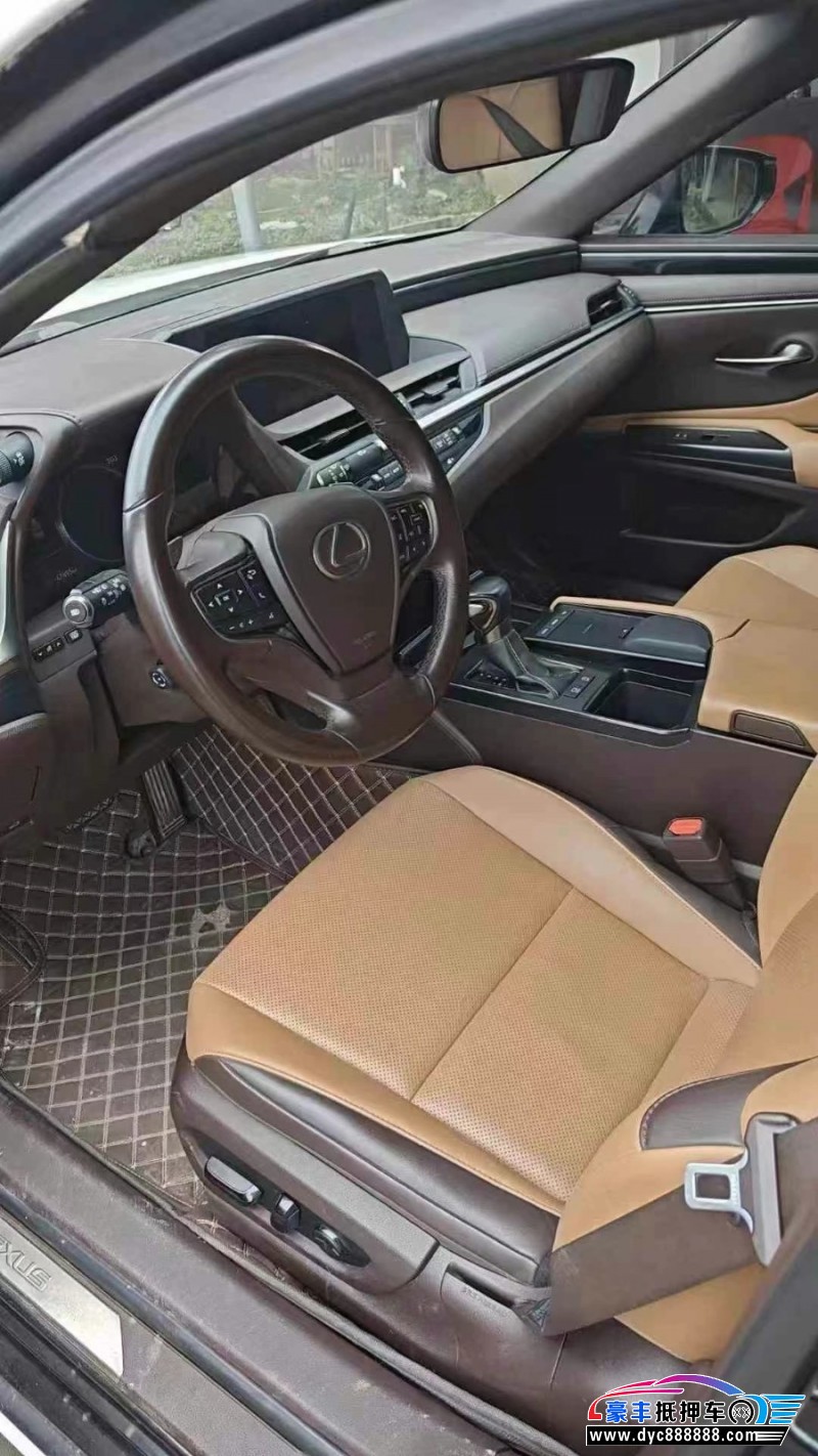 20年雷克萨斯ES轿车抵押车出售