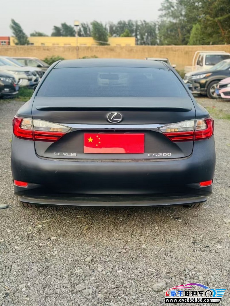 16年雷克萨斯ES轿车抵押车出售