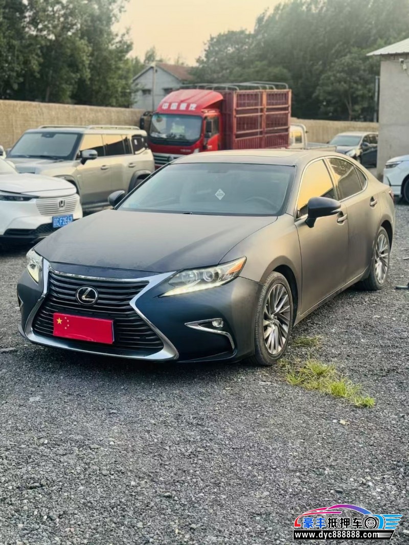 16年雷克萨斯ES轿车抵押车出售