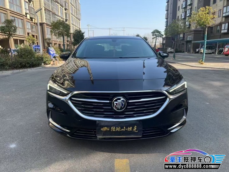 20年别克君越轿车