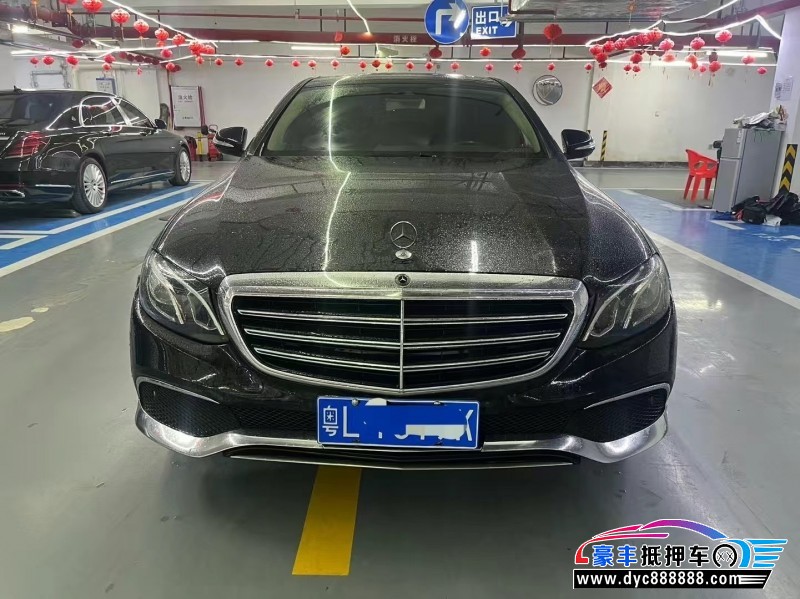 16年奔驰E轿车抵押车出售