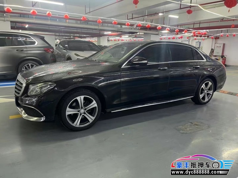 16年奔驰E轿车抵押车出售
