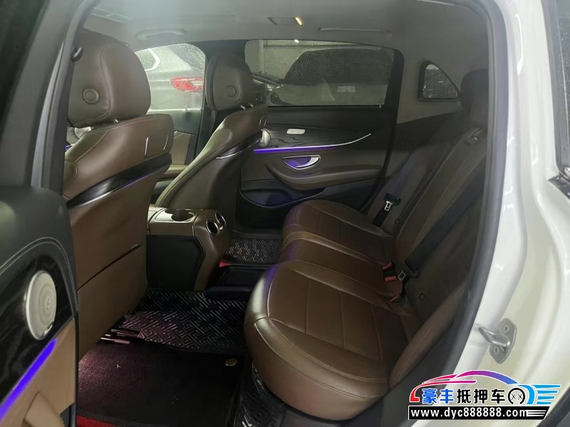 16年奔驰E轿车抵押车出售