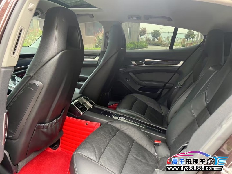 12年保时捷帕纳梅拉轿车抵押车出售