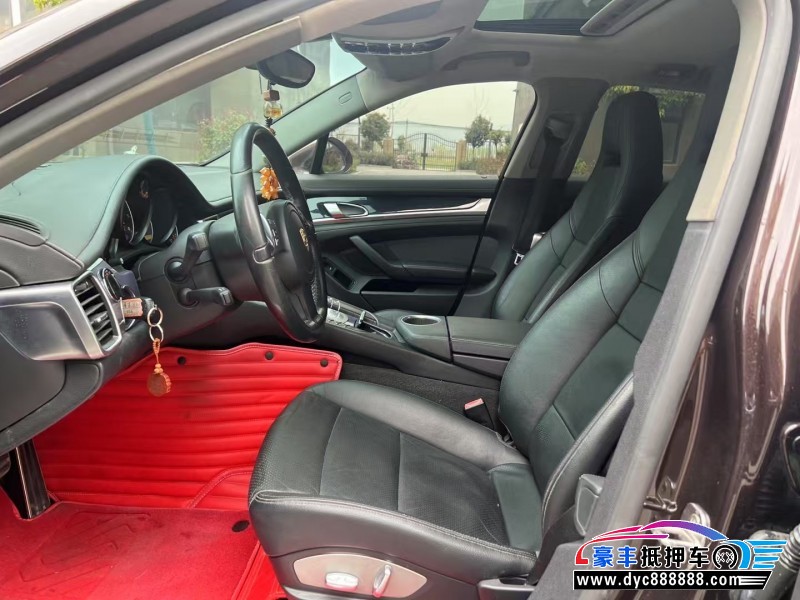 12年保时捷帕纳梅拉轿车抵押车出售