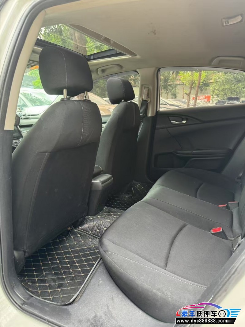 17年本田思域轿车抵押车出售