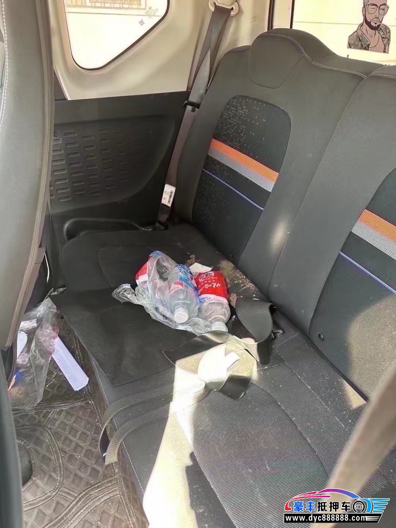 22年五菱汽车迷你轿车抵押车出售