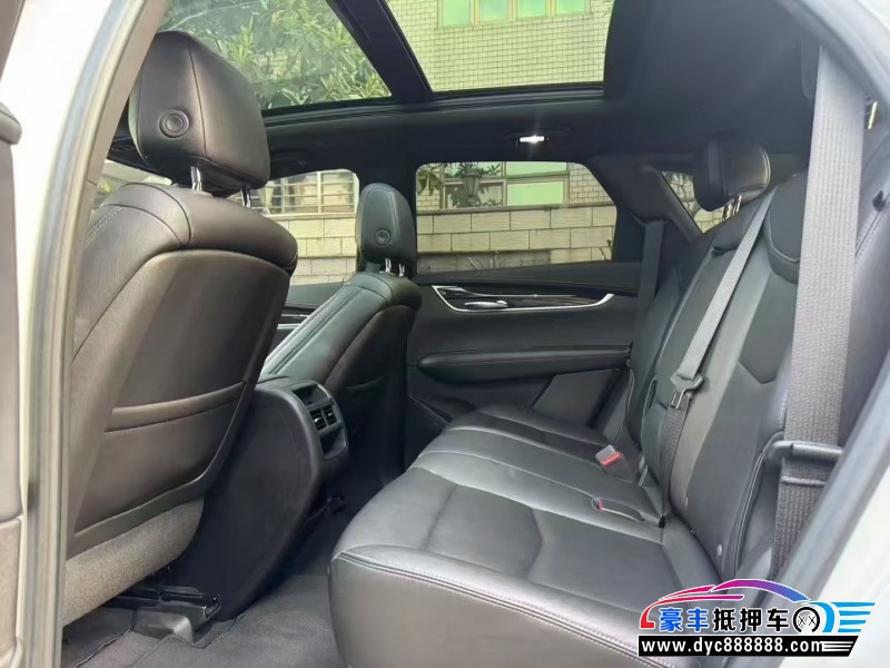 21年凯迪拉克XT5轿车抵押车出售