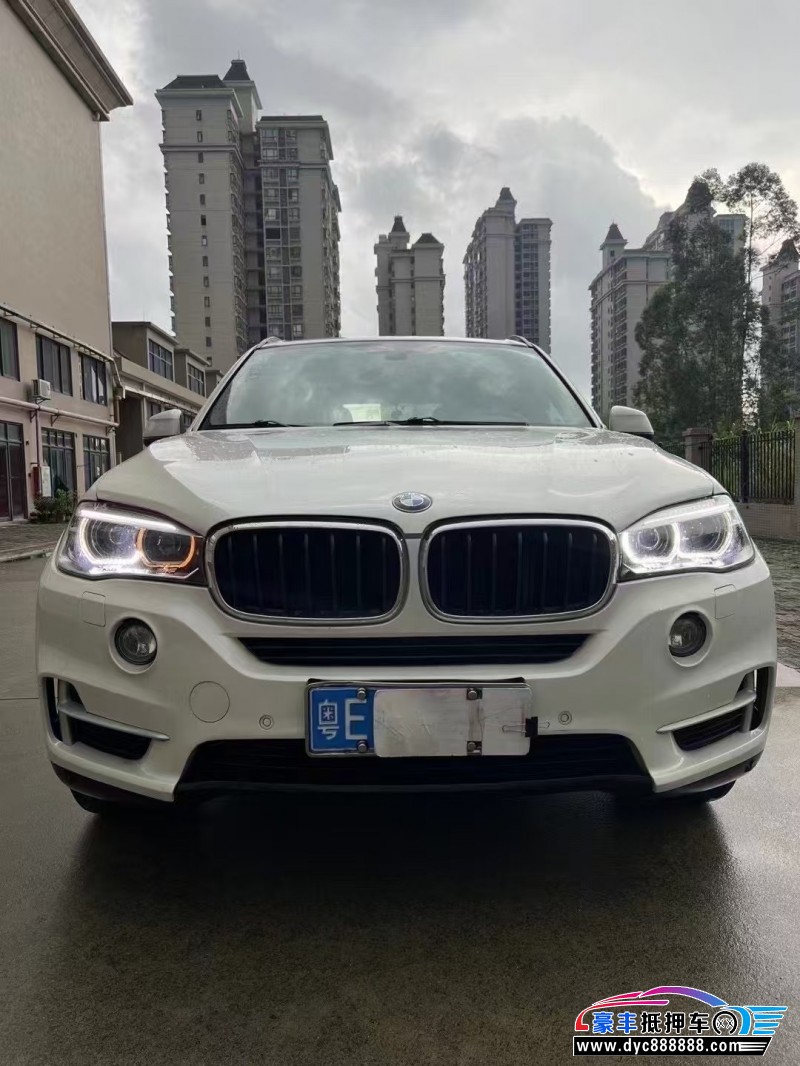 抵押车出售15年宝马X5SUV