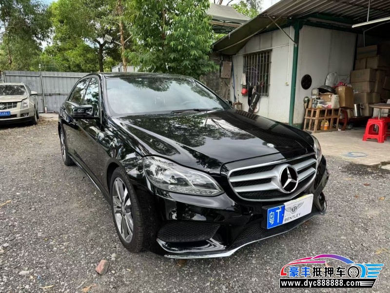 16年奔驰E轿车抵押车出售