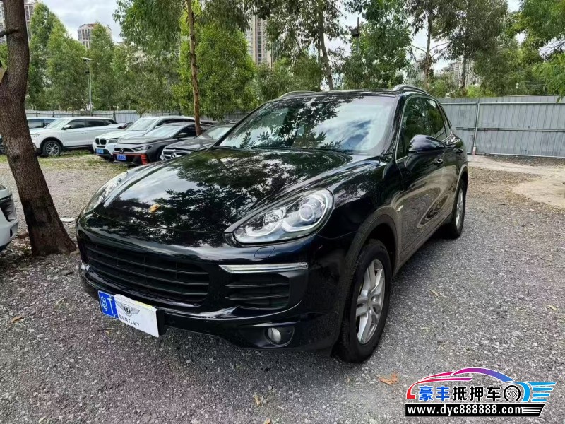 16年保时捷卡宴轿车抵押车出售