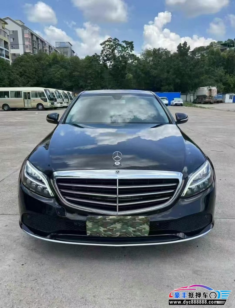 19年奔驰C轿车抵押车出售