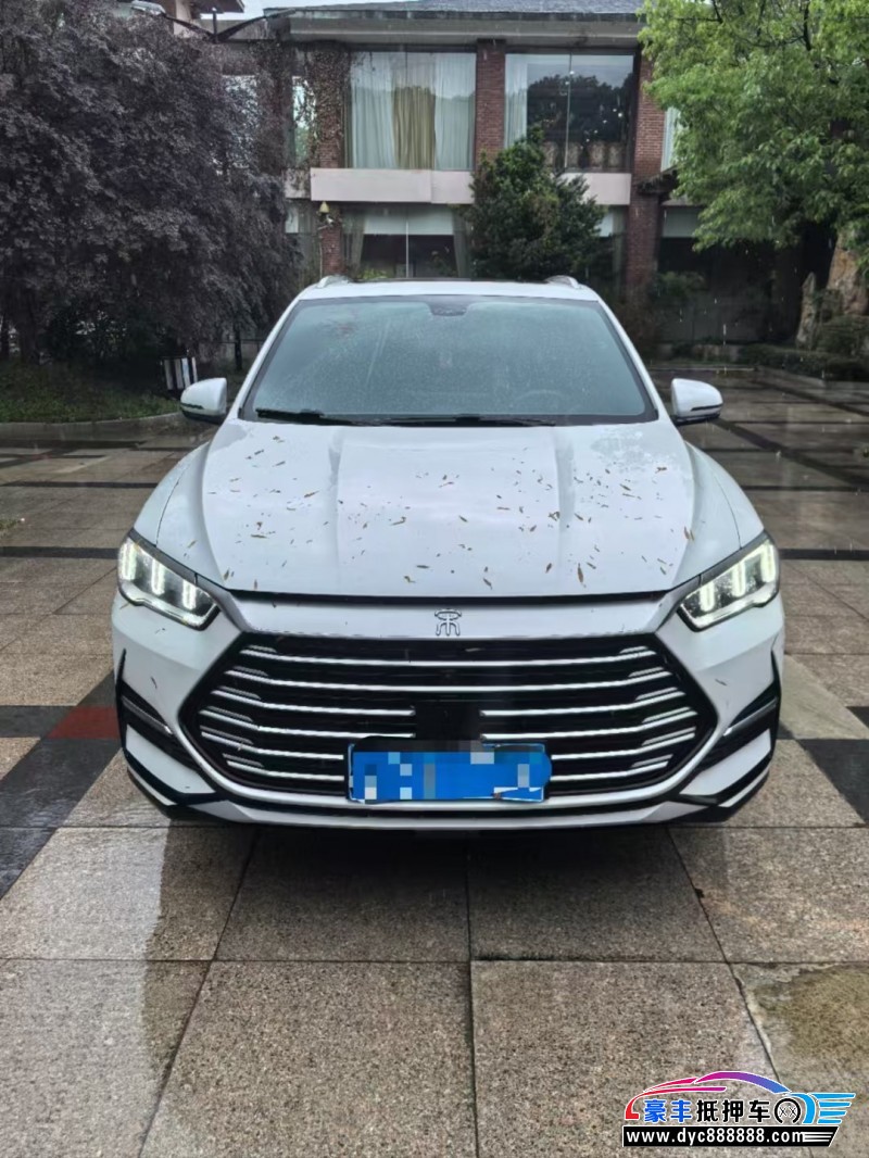 抵押车出售22年比亚迪宋轿车