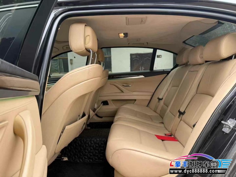 12年宝马5系轿车抵押车出售