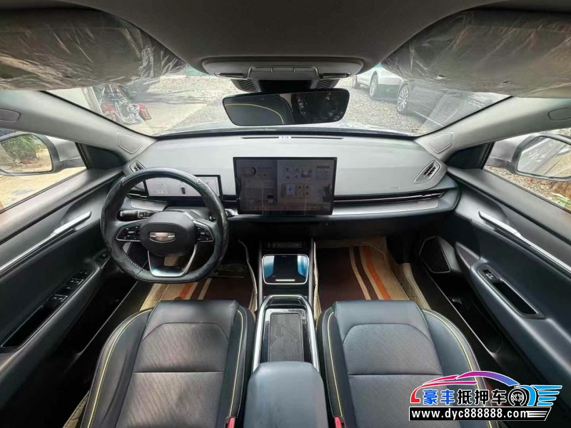 24年吉利几何轿车抵押车出售