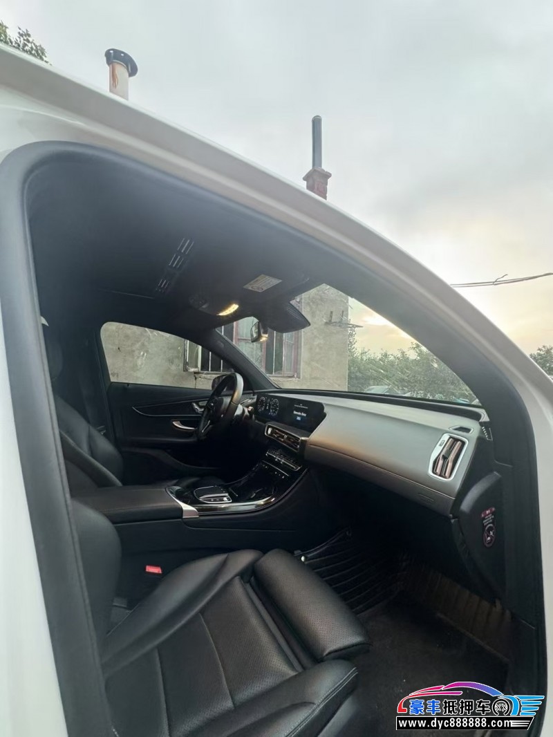 21年奔驰EQC轿车抵押车出售