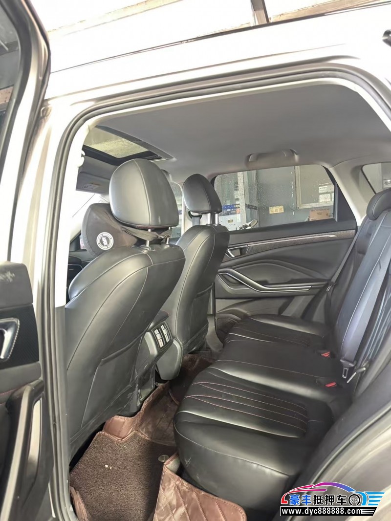 23年奔腾T55轿车抵押车出售