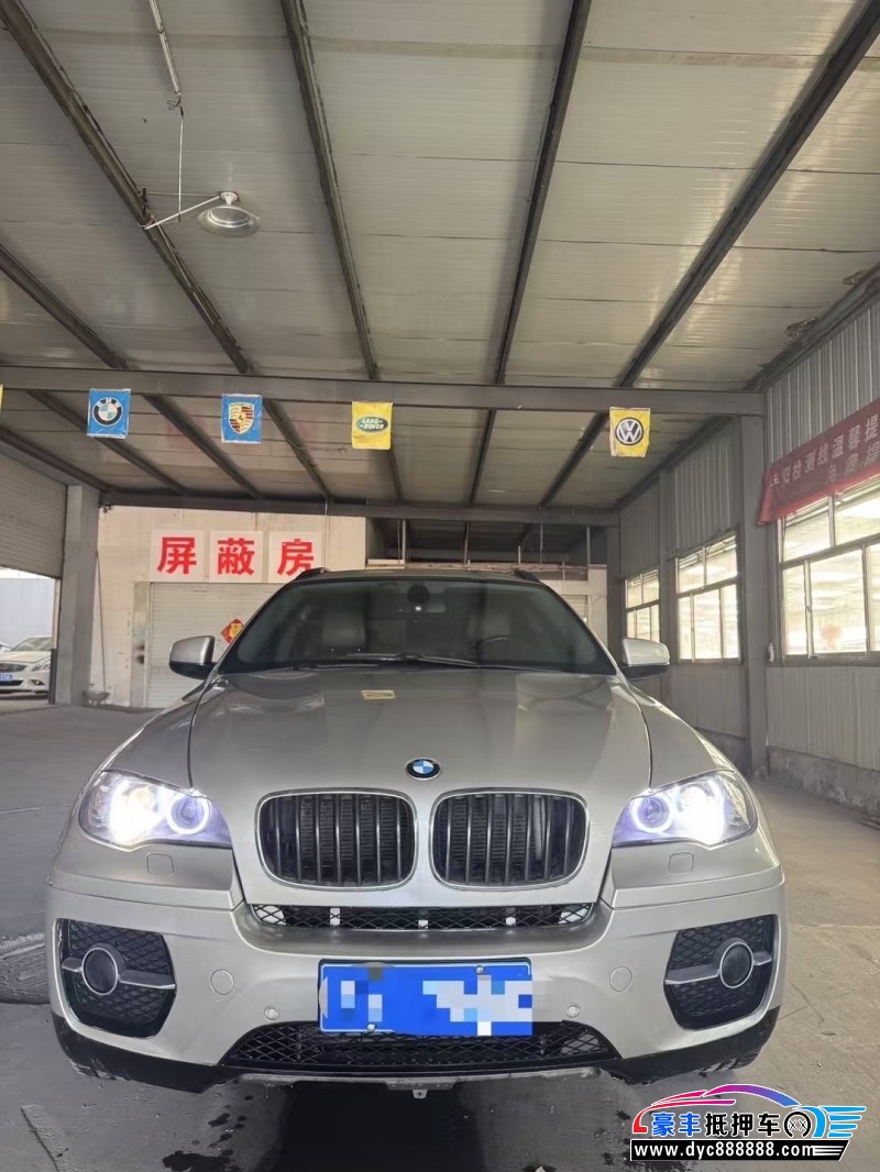 抵押车出售10年宝马X6轿车