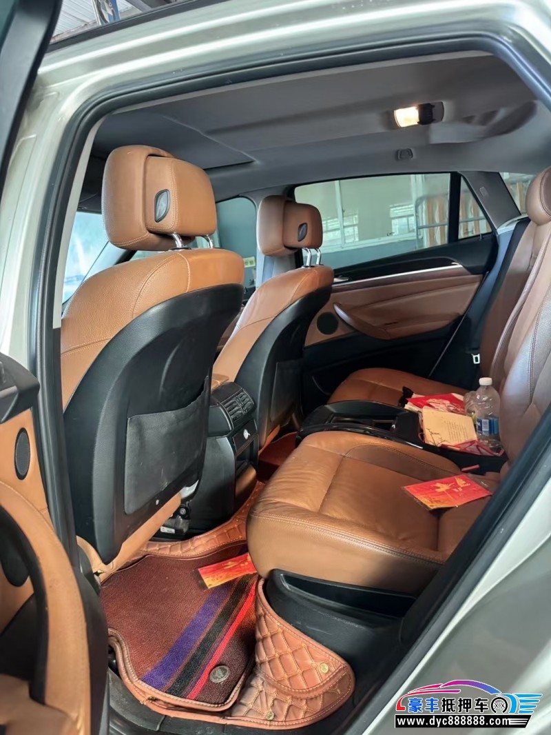 10年宝马X6轿车抵押车出售