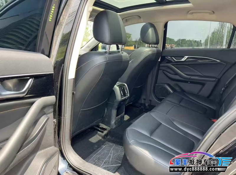 24年奔腾B70轿车抵押车出售