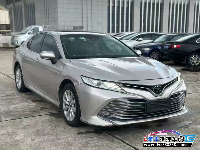 21年丰田凯美瑞轿车抵押车出售