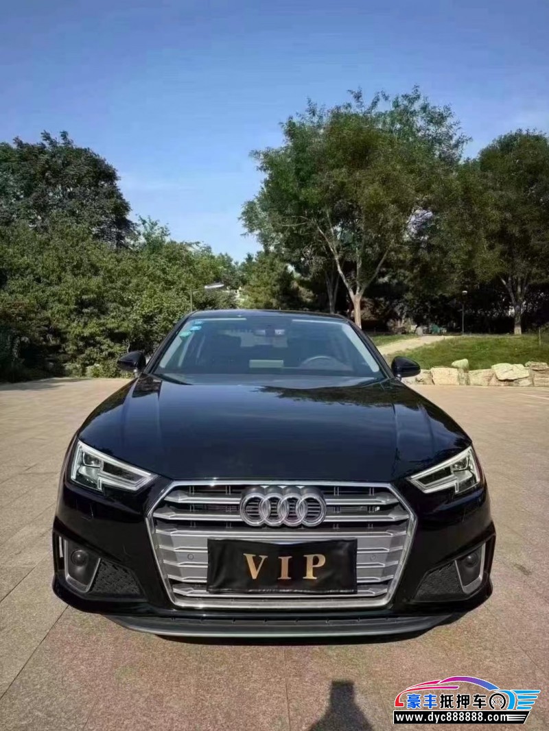 抵押车出售19年奥迪A4L轿车