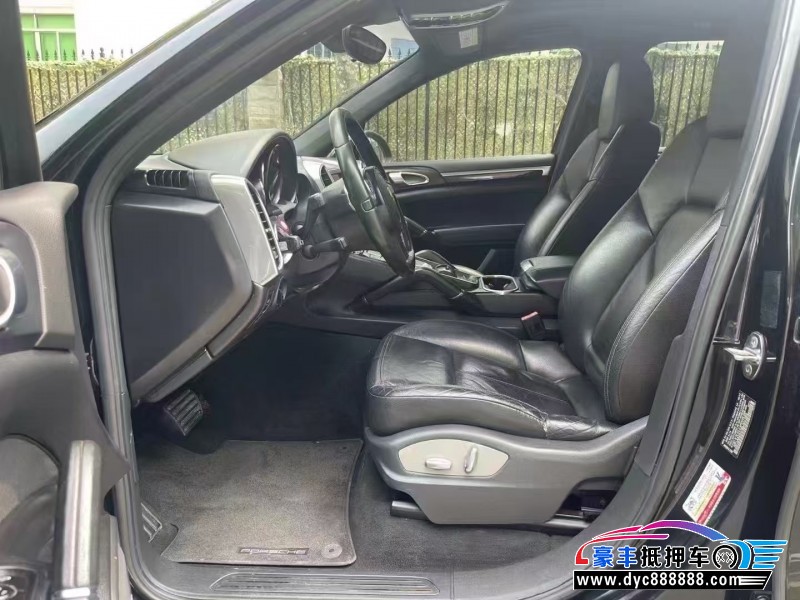 11年保时捷卡宴轿车抵押车出售