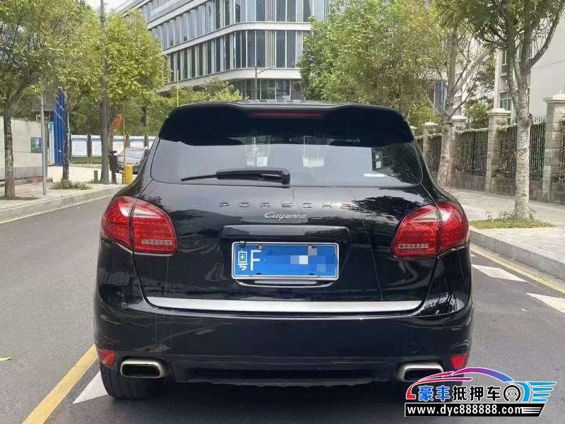 11年保时捷卡宴轿车抵押车出售