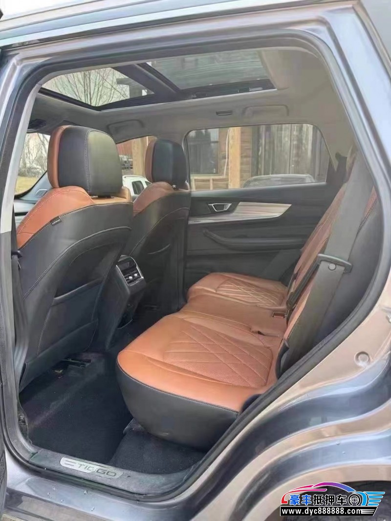 21年奇瑞瑞虎8轿车抵押车出售