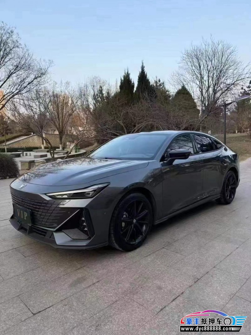 24年长安长安UNI轿车抵押车出售