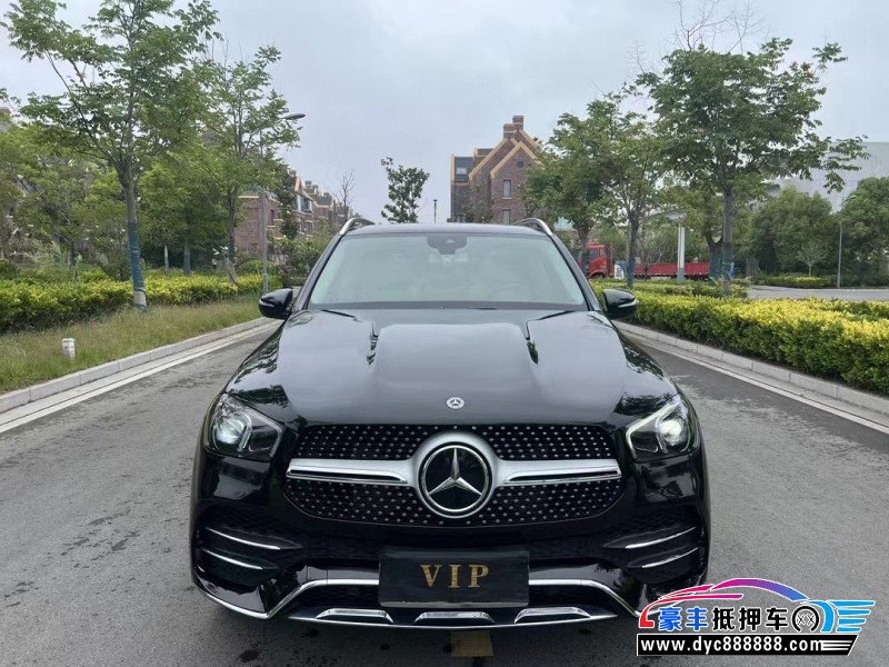 抵押车出售19年奔驰GLE轿车