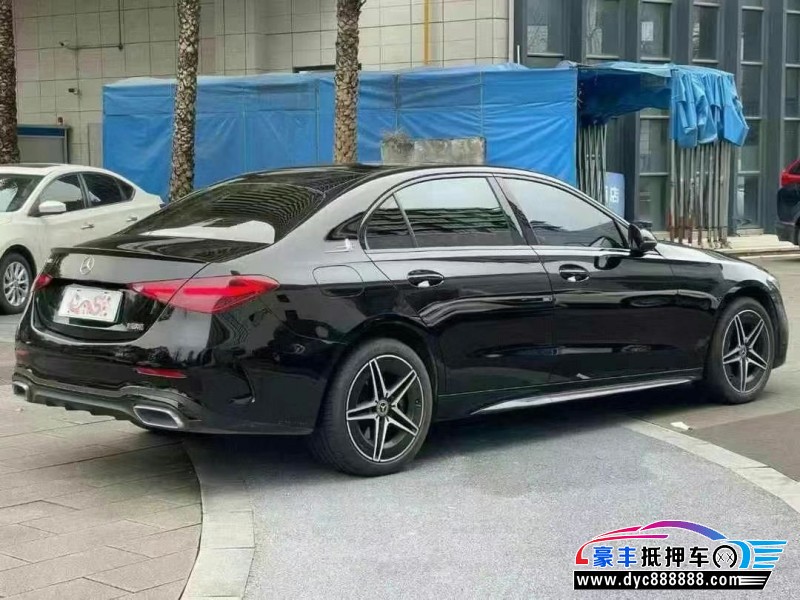 24年奔驰C轿车抵押车出售